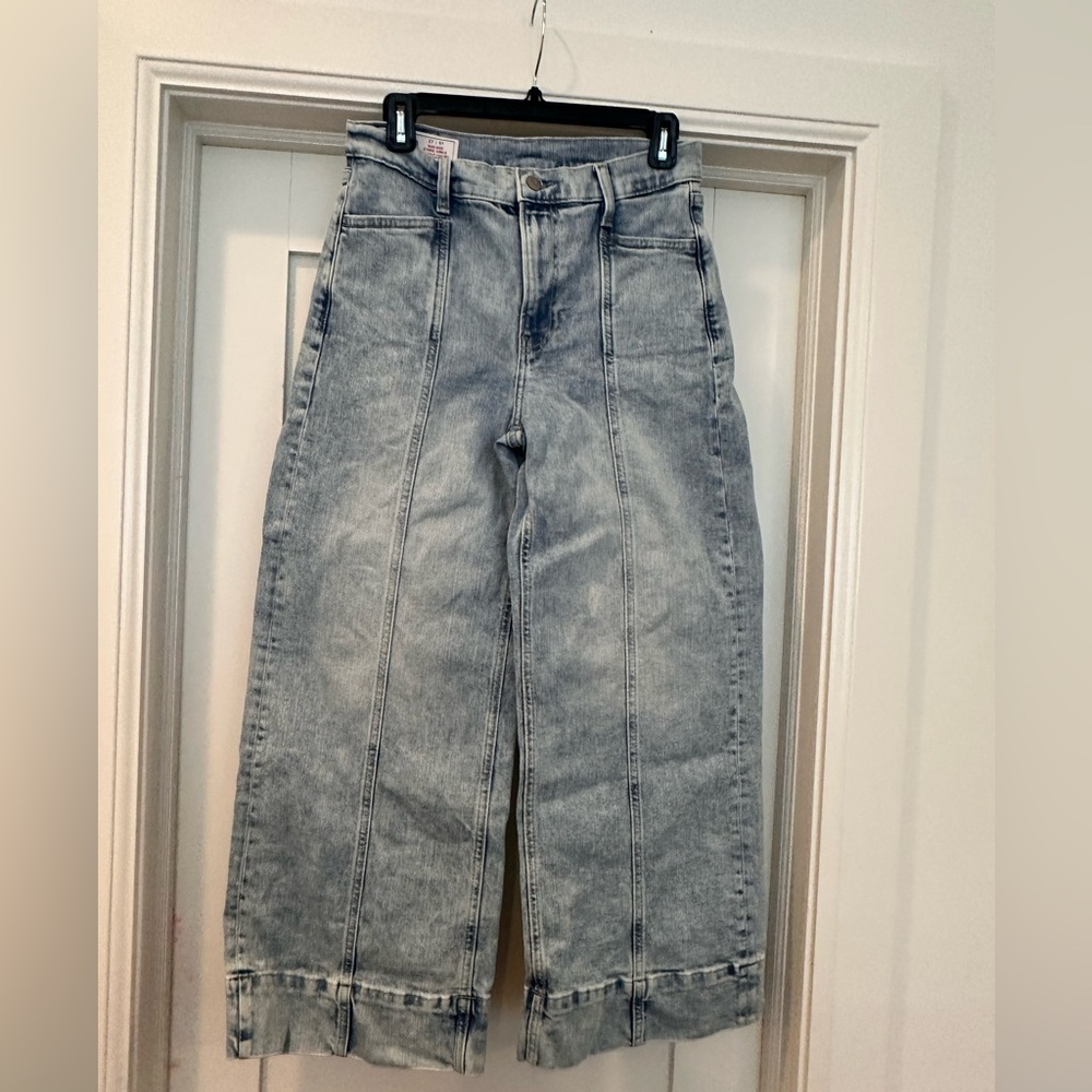 GAP High Rise Stride Ankle Jean